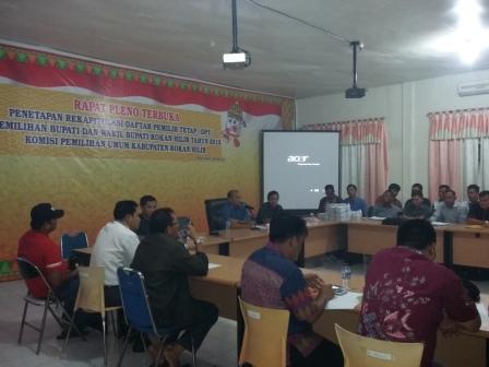 Peringatan Hari Jadi ke-16 Rohil, Peserta Upacara Pakai Masker . 