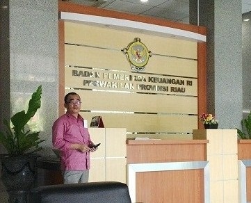 Abdi Siap Plontos Bila Kampar Dapat WTP dari BPK