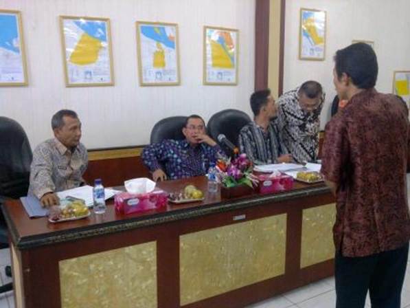 Rapat Evaluasi, Realisasi APBD 2015 Rohil 37,5 Persen 