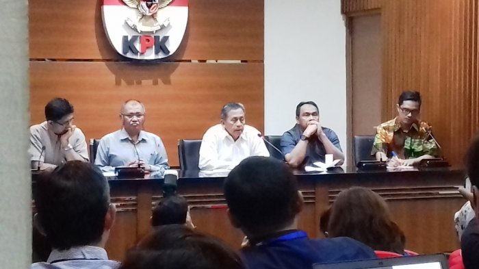 Tersangka Kasus Suap Pejabat BPK Ini Tinggal di Gang Sempit