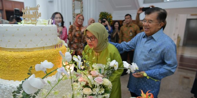 Bersama Suami, Mufidah Jusuf Kalla Rayakan Ultah ke-76 di Rumah Dinas