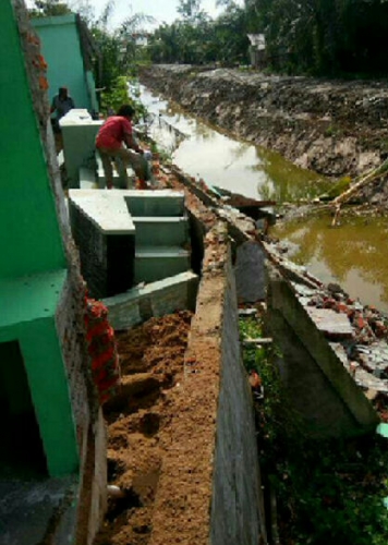 Proyek Rehabilitasi Saluran Sekunder di Kelurahan Kampung Dagang Rengat Jadi Petaka