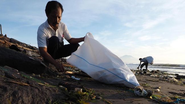 Kurangi Sampah Plastik, Sri Mulyani Beri Rp93 M ke 10 Pemda 