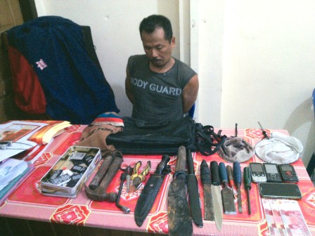 Melawan Saat Ditangkap, Pelaku Curat di Bagansinembah, Rohil Ditembak Polisi