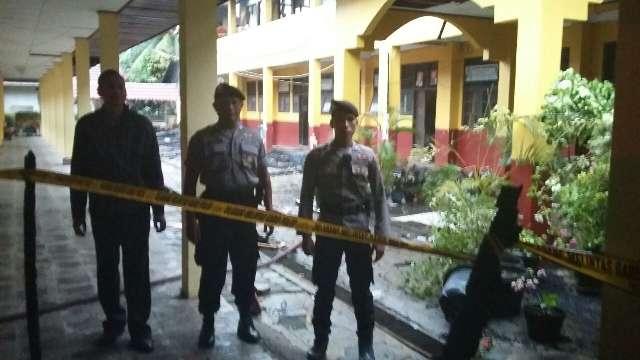 Belajar Dipindahkan ke SDN 01, Wabup Kuansing MInta SDN 02 Teluk Kuantan Terbakar Cepat Diperbaiki