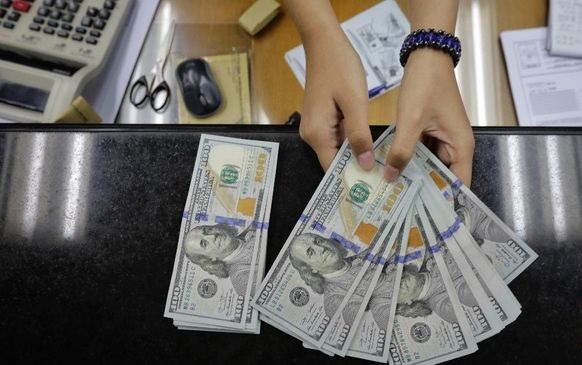 Rupiah Melemah ke Posisi Rp14.124 per Dolar AS