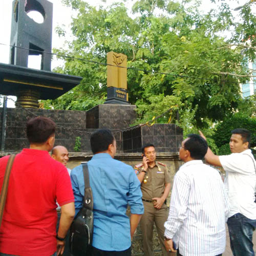 Enam Lempengan Kuningan Tugu Adipura Pekanbaru Hilang 