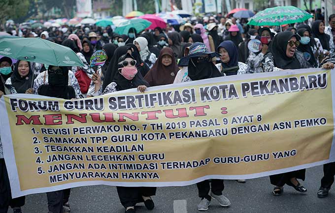 GURU SERTIFIKASI DEMO 3 HARI BERTURUT-TURUT Baca Yasin, Duha, hingga Salat Jenazah