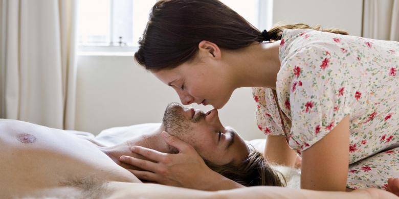 10 Hal yang Ditakutkan Pria dan Wanita Saat Bercinta