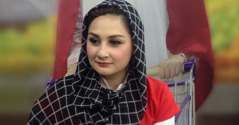 Alasan Mona Ratuliu Mau Jadi Duta Infak