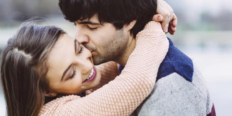 Turunkan Risiko Penyakit Jantung dengan Cara Romantis
