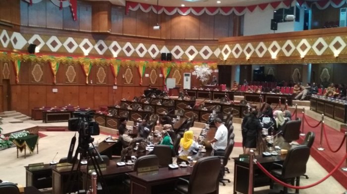 Tak Kuorum, Pengesahan Ranperda RTRWP Riau Batal Terlaksana 