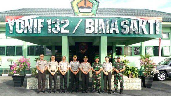 Kapolda Riau Silaturrahmi ke Batalion Infanteri 132 Bimasakti Salo 