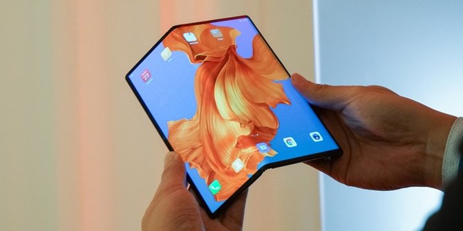 Smartphone Lipat Huawei Mate X Harga Rp 36 juta, Lakukah di Indonesia? 