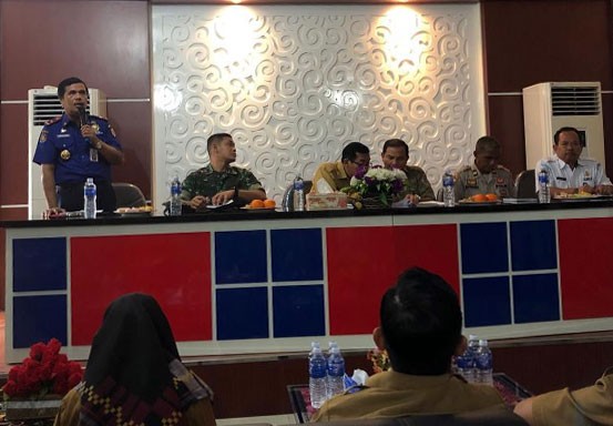 Walikota Pekanbaru Kumpulkan Pejabat Bahas Kabut Asap