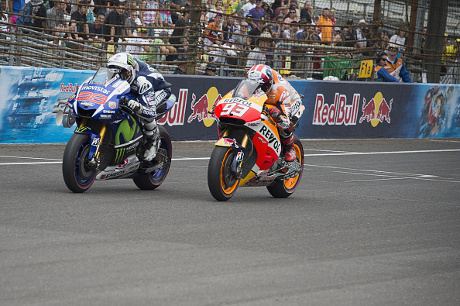 Marquez Sering Jatuh, Ini Komentar Lorenzo 