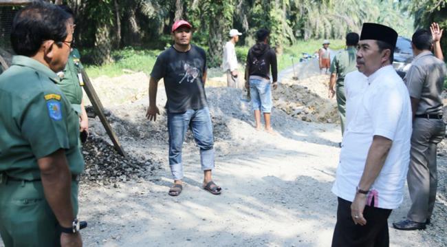 Bahas ADD, Bupati Syamsuar Hadiri Rapat dengan Mendagri dan Menteri PDT