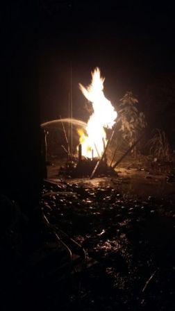 Warga Teluk Lanjut Inhil Heboh, Gas seperti Lumpur Lapindo Menyembur dari Sumur Bor 