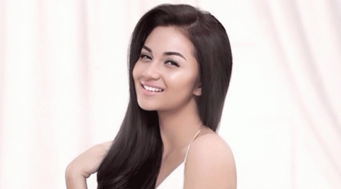 Ariel Tatum: Aku Pemakan Segala...