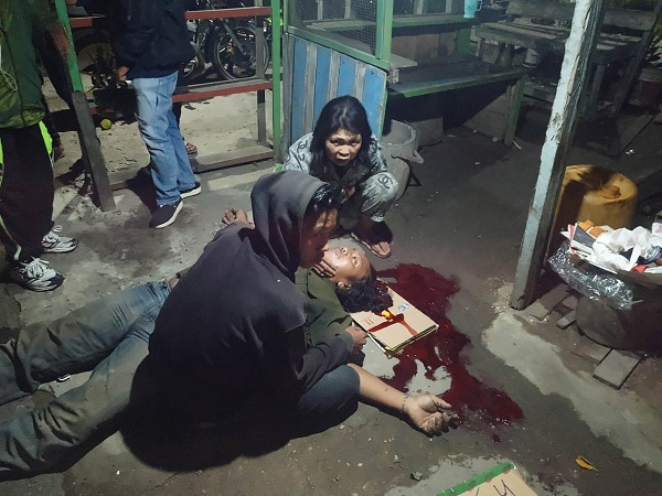 Tabrak Lari, Mobil Bermuatan Sayaur Dirusak