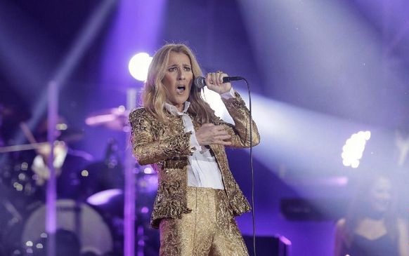Celine Dion Lebih Pilih Bawa Anjing Dibanding Anak Saat Tur