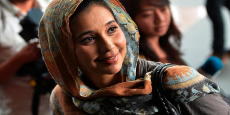 Diisukan Nikah Siri dengan Bupati Banyuwangi, Ini Kata Ayu Azhari 