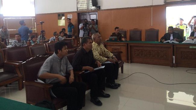 Emosi Korban Meluap Dengar Pengakuan Dalang Bom Thamrin
