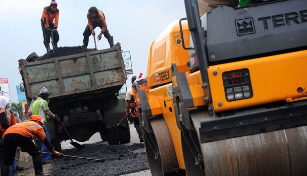 Umumkan Pemenang 8 Paket Proyek Jalan, Pemkab Inhil Minta Masyarakat Ikut Mengawasi