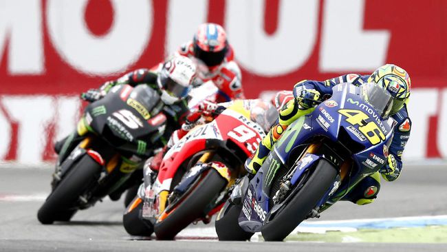 Valentino Rossi Minta Maaf Overlap Lorenzo