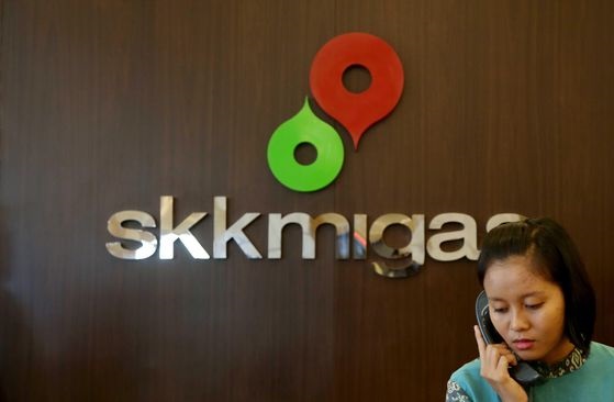 Lewat Omnibus Law, Jokowi Ganti SKK Migas dengan BUMN Khusus