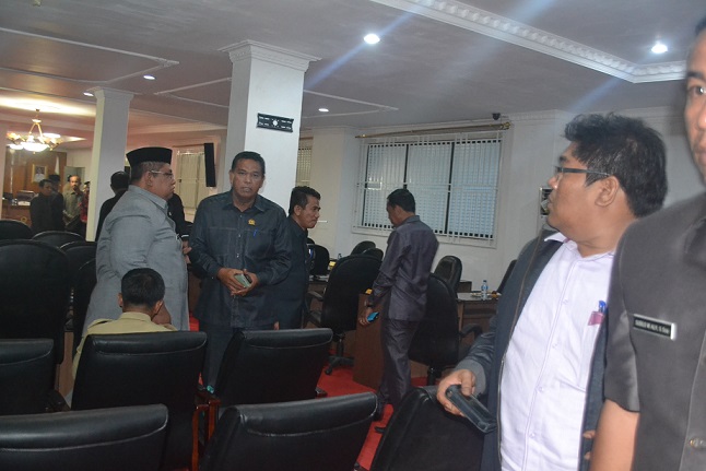 DPRD Mendesak Agar Jalan Lintas Kubu Dibangun Segera