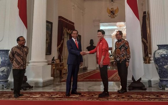 Jadi PNS, Liliyana Diminta Jokowi Tetap Keliling Indonesia