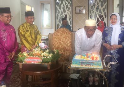HUT Bupati Suyatno ke-62, Sekda dan Kepala Dinas Berikan Kejutan