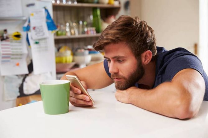 Cara Cepat Move On, Blokir Mantan dari Sosmed