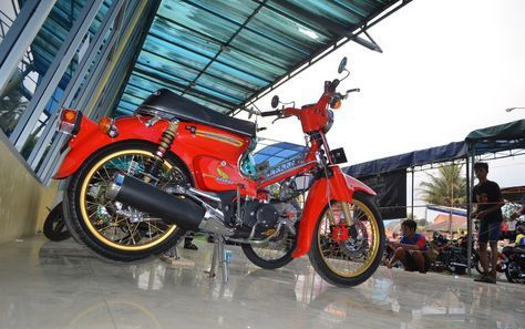 Honda C70 : Tampil Retro dengan Sentuhan Modern 