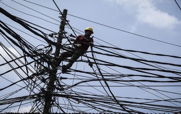 Penjualan Listrik PLN Sepanjang 2018 Melempem