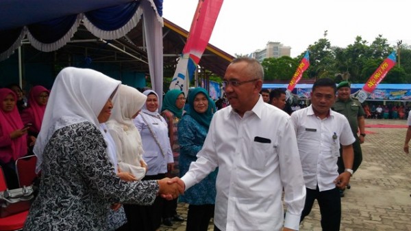 Gubri: Salam KB, dua Anak Cukup, Bahagia Sejahtera 