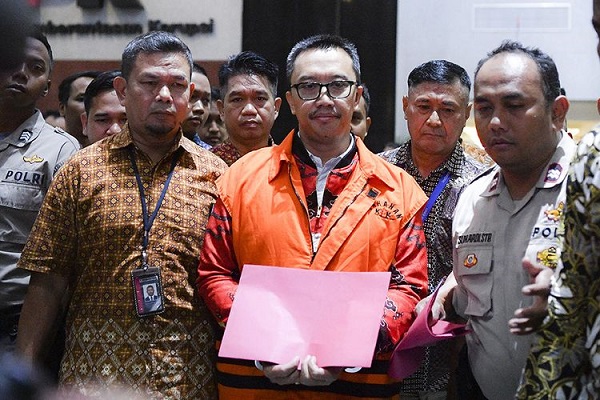 KPK Duga Imam Nahrawi Terima Rp 2 Miliar