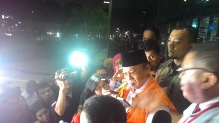 Usai Diperiksa 8 Jam Lebih, Johar Firdaus Susul Suparman Jadi Tahanan KPK 
