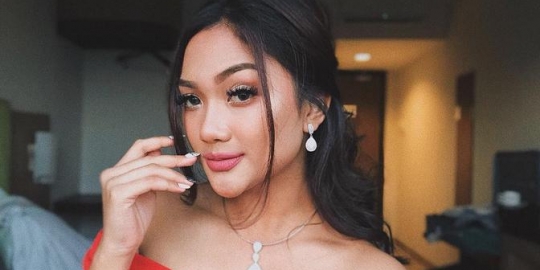 Marion Jola Sering Tampil Seksi, Keluarga Santai 