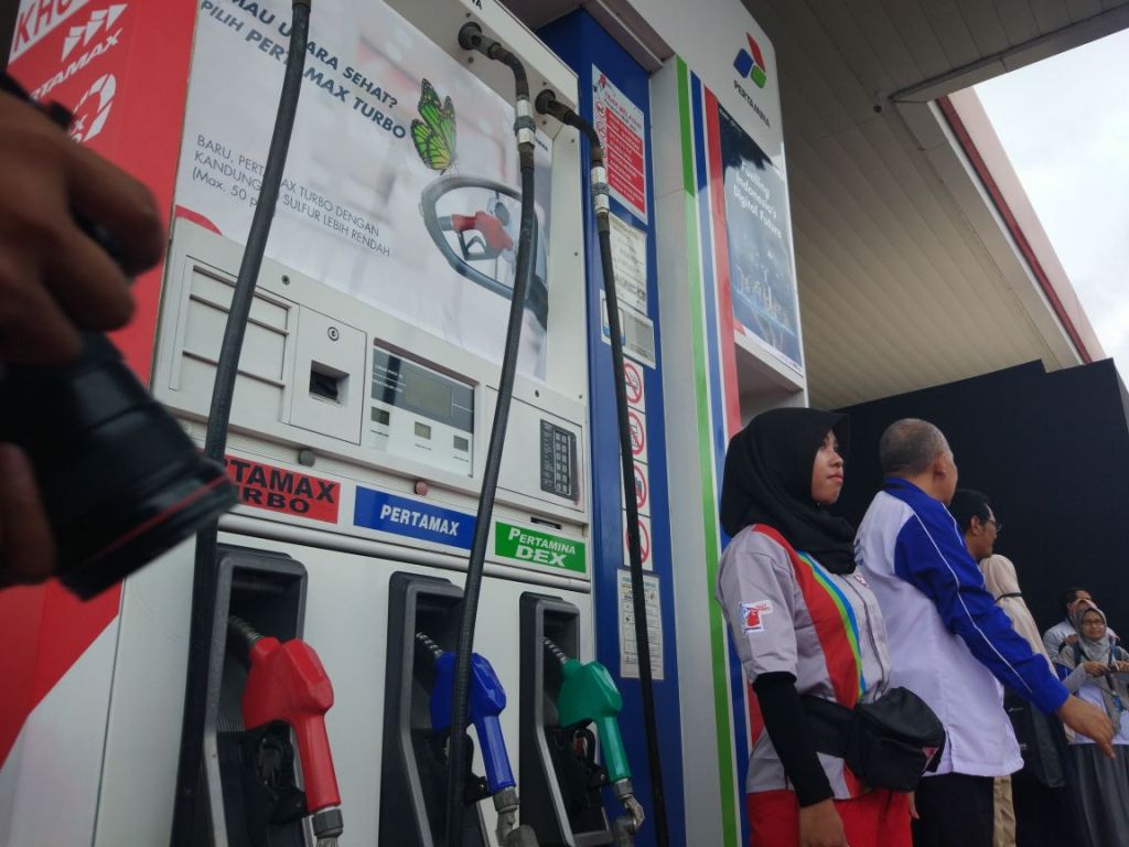 Terhitung hari ini, Pertamax Turun Rp350/Liter 