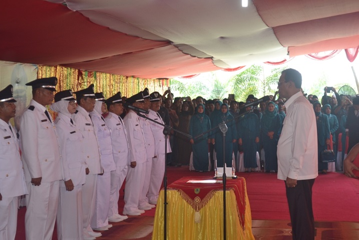 13 Penghulu Terpilih Resmi Dilantik Bupati Rohil
