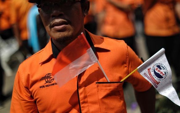 Pos Indonesia Terapkan Sistem Penggajian Beda pada Karyawan
