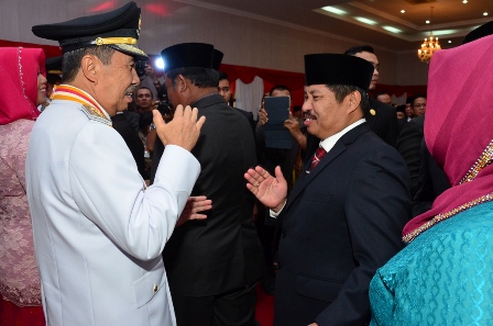 Bupati Bengkalis Hadiri Pelantikan Bupati Siak di Pekanbaru