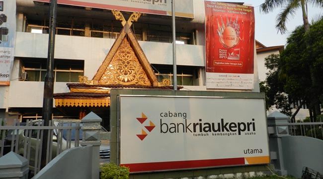 Kejati Curigai Ada Gratifikasi Dalam Penerbitan Obligasi Bank Riau Kepri Rp500 Miliar 
