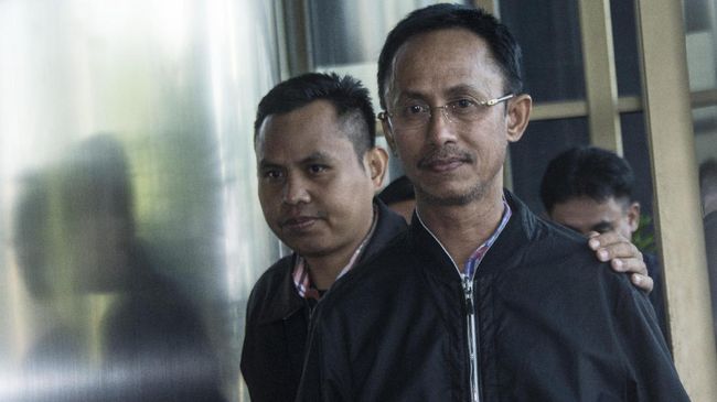KPK Jebloskan Bupati dan Kajari Pamekasan ke Penjara