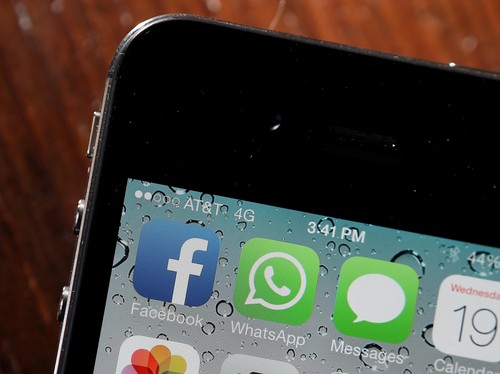 Begini Cara Kirim Pesan WhatsApp Lewat Siri 
