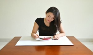 Red Hong Yi, Seniman Yang Melukis Tanpa Kuas 