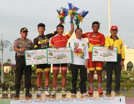 Tour De Siak 2016, Pembalap Vietnam Kembali Juara di Etape III