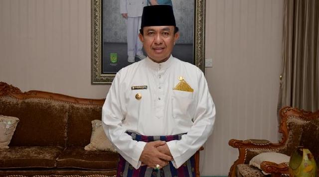 Kembalikan Motto Tembilahan Kota Ibadah, Bupati Inhil Budayakan Salat Subuh Berjamaah di Masjid 